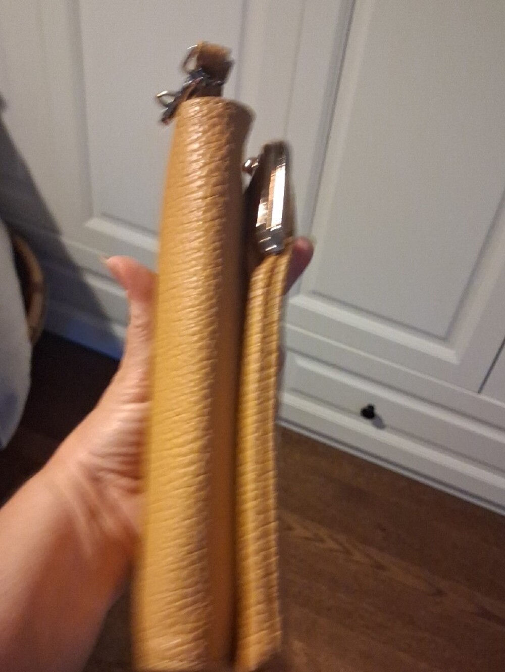 Wallet Crossbody - Picture 4 of 7
